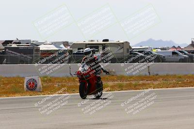 media/Apr-30-2023-CRA (Sun) [[020fcf5d43]]/Race 11-600 Expert Superbike/